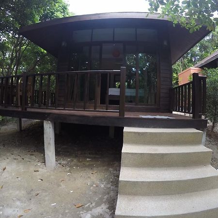 Lipe Sunset Beach Resort Екстериор снимка