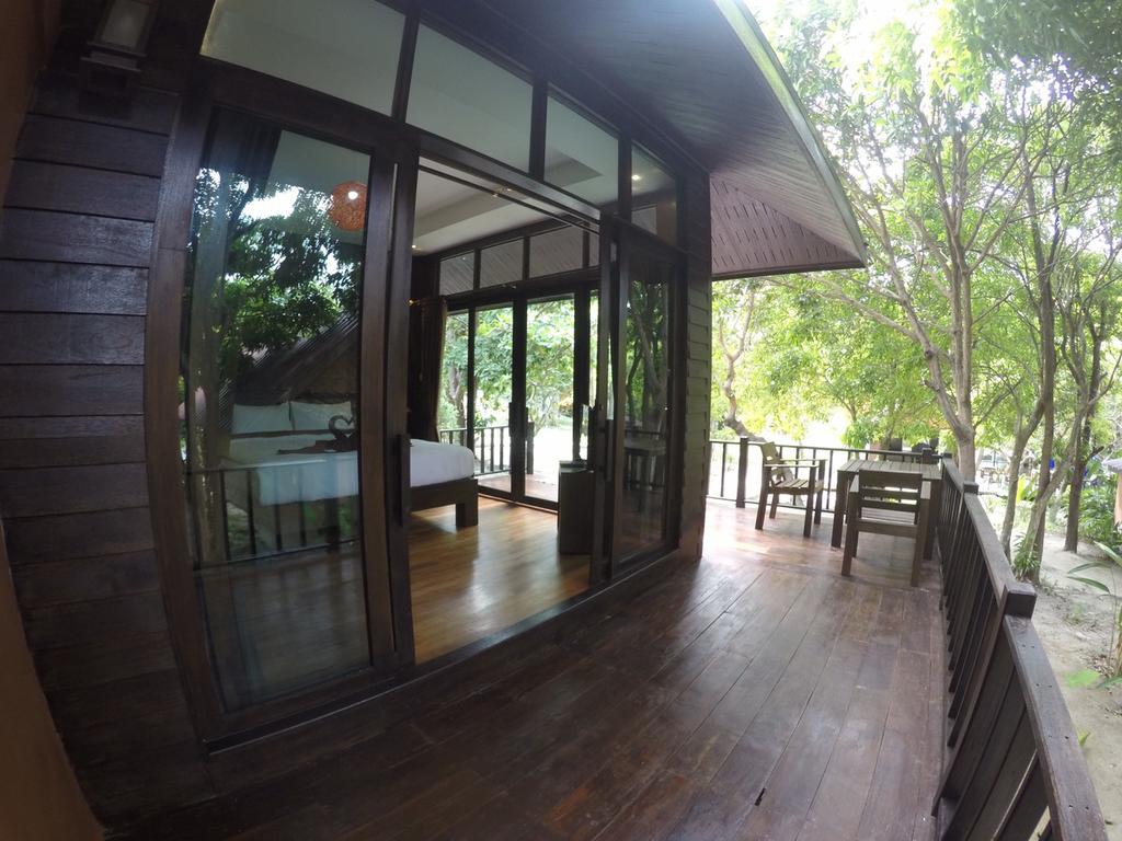 Lipe Sunset Beach Resort Екстериор снимка
