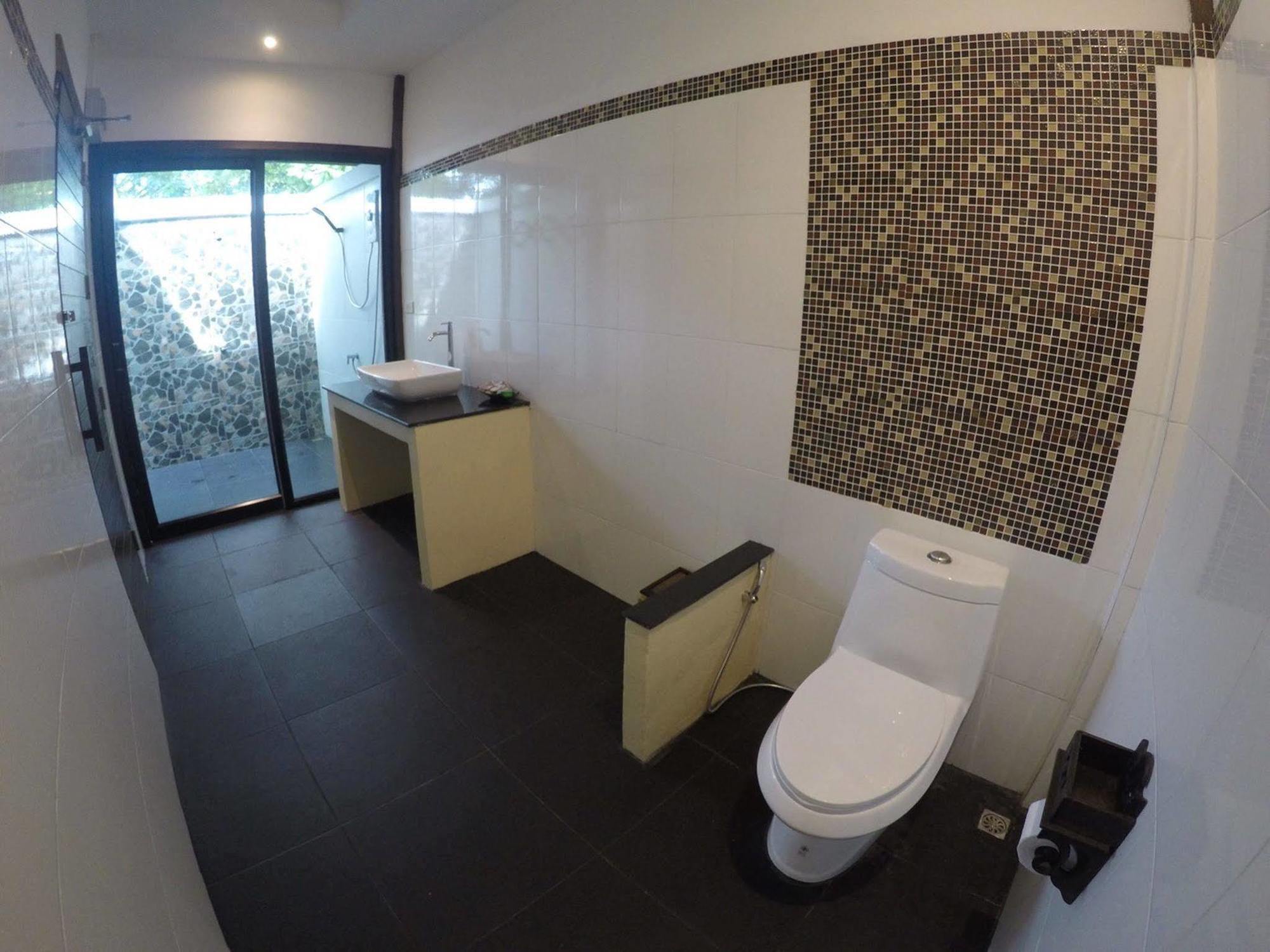 Lipe Sunset Beach Resort Екстериор снимка